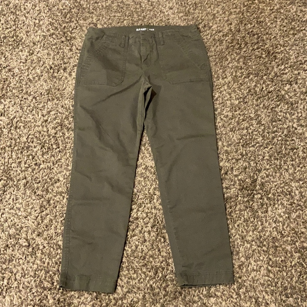 Old Navy Pixie Pant